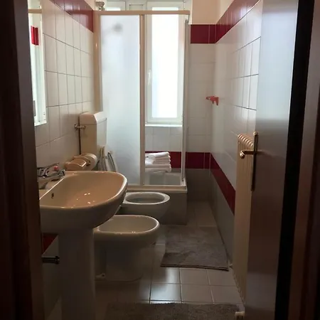 900 Hotel